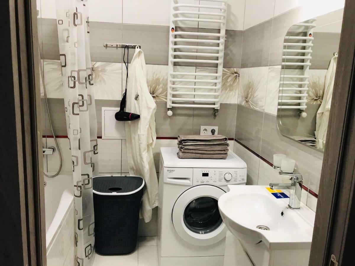 Luxury Apartments Melnyka 10 Ivano-Frankivsk Eksteriør billede