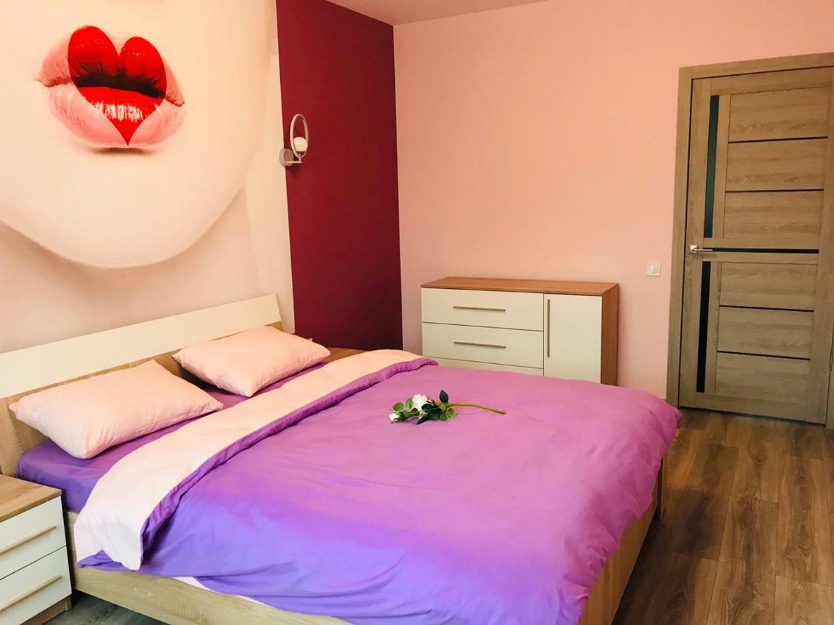 Luxury Apartments Melnyka 10 Ivano-Frankivsk Eksteriør billede