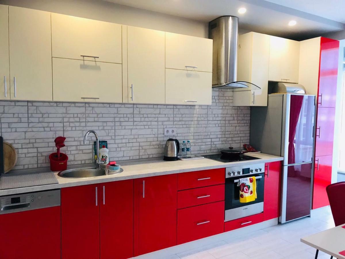 Luxury Apartments Melnyka 10 Ivano-Frankivsk Eksteriør billede